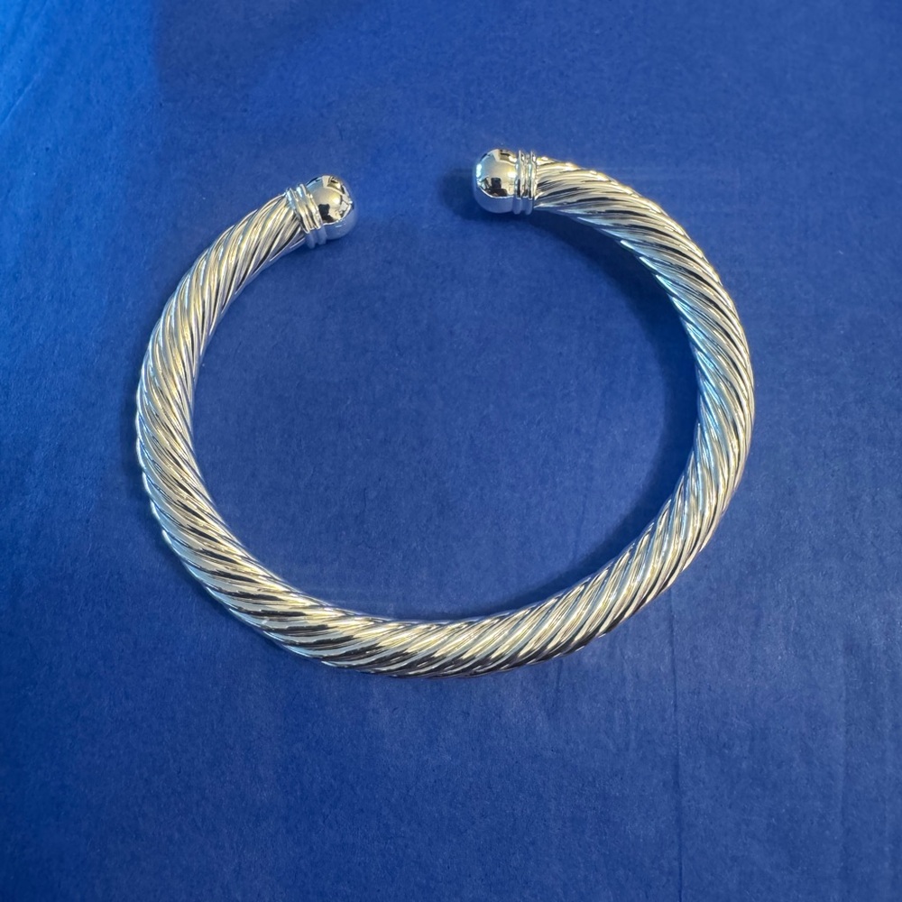 Chic Silver Cable Bangle - image 2